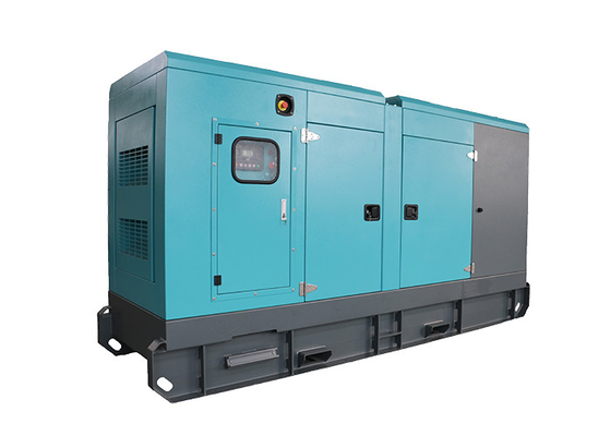 कमिंस द्वारा संचालित 200KVA तीन चरण चुप डीजल जनरेटर